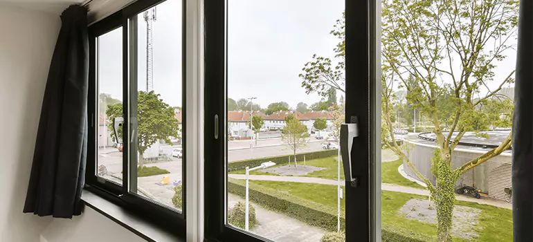 Aluminum End Vent Slider Windows in Redwood City, CA