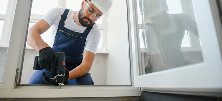 Replace Broken Window Pane in Redwood City, CA