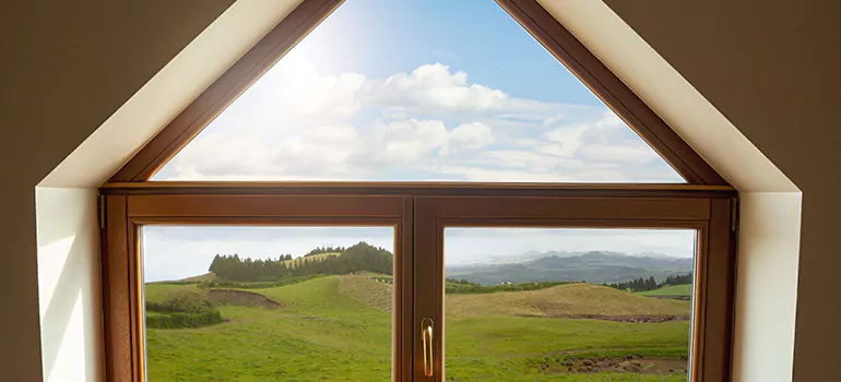 Trapezoid Window Maintenance in Redwood City, CA
